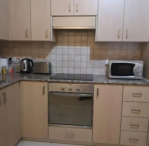 Crystal Aptmnt Next To The Daire Protaras