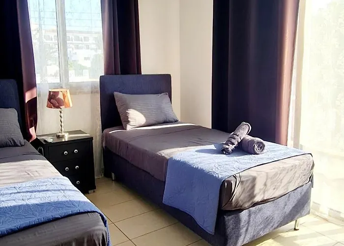 Crystal Aptmnt Next To The * Protaras